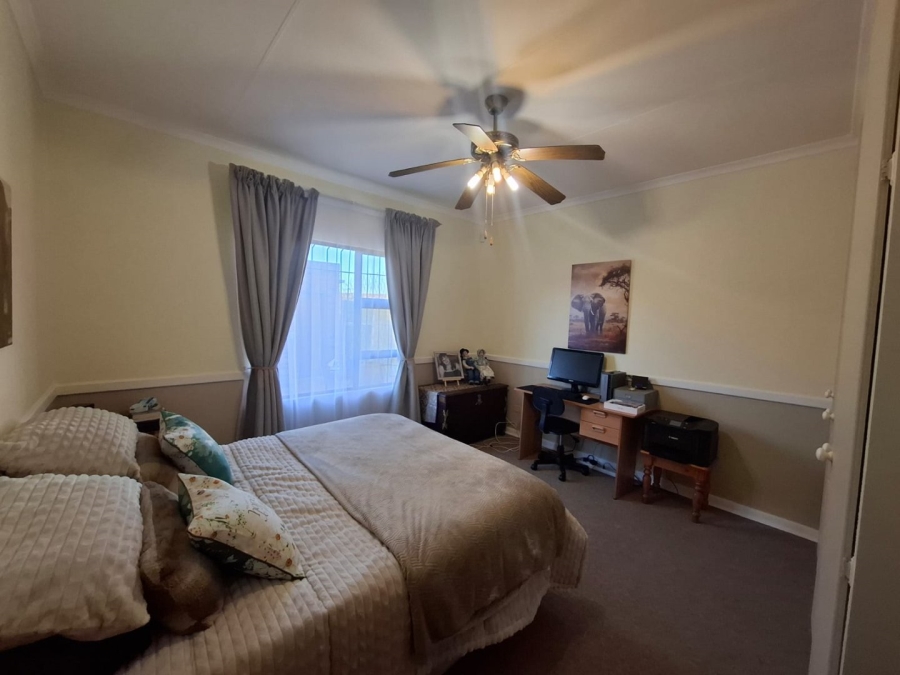 2 Bedroom Property for Sale in Pellissier Free State